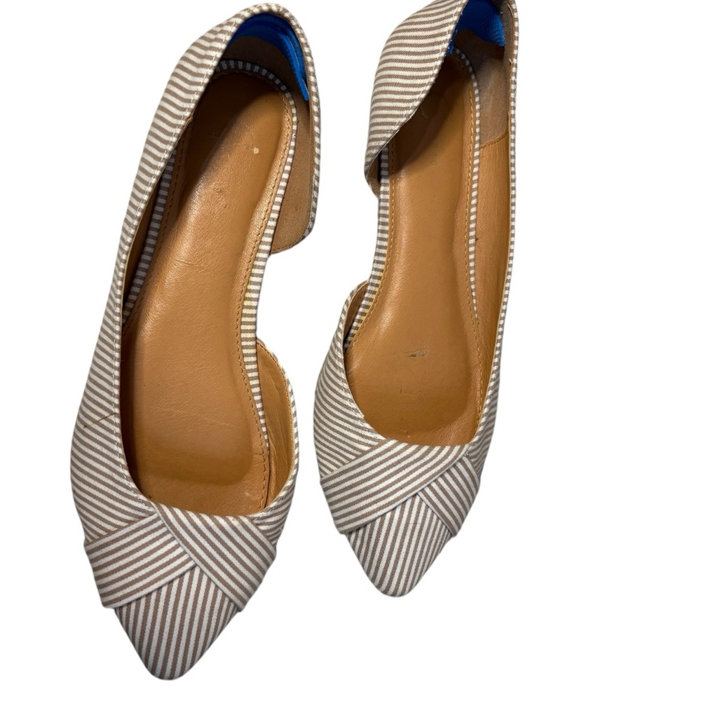 Cest 1946 Tan and White Flats Sz 9 W Neutral